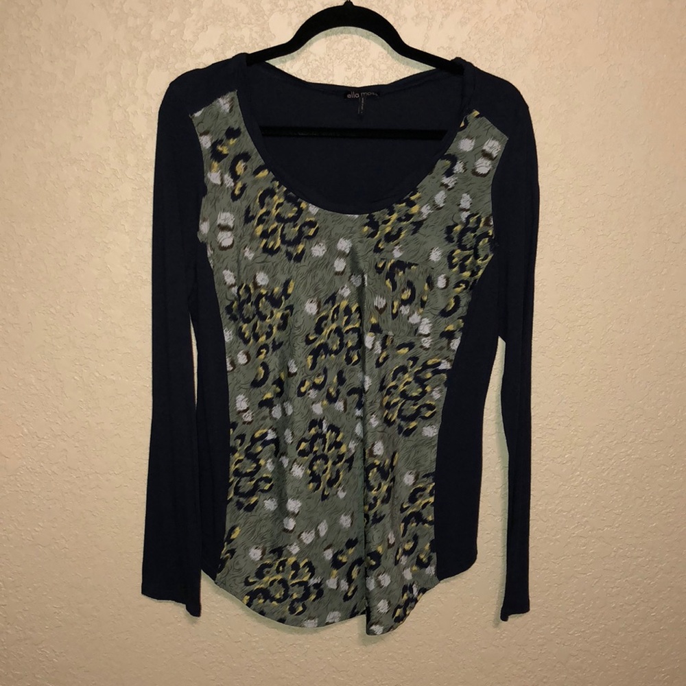 Anthropologie long sleeve T-shirt